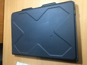 ZAGG - Libro Mensajero Resistente para Apple® 10.5" iPad® Pro y iPad® Air - Negro - Imagen 1 de 7