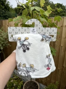 Primark Disney baby Minnie Mickey mouse Fleece Pram Size Blanket New - Picture 1 of 6