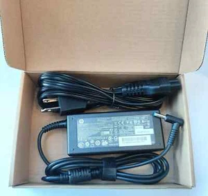 Genuine OEM 65W 19.5V 3.33A HP AC Adapter Charger blue tip Pavilion 710412-001 - Picture 1 of 6