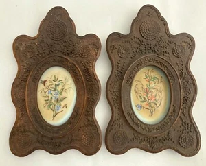 Paar antike 19. Jh. Holz geschnitzte Rahmen mit Porzellan Pest Einsätze - Bild 1 von 14
