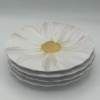 Target Home Summer Simplicity Melamina Margarita Ensalada Platos Lote de 4 Foto 1 de 4