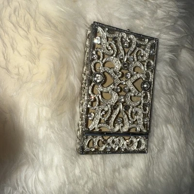 Hermoso tarjetero Foto 1 de 2