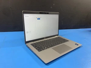 Pantalla táctil Dell Latitude 5440 Core i5 1335U 2,50 GHz 16 GB DDR4 512 GB SSD SIN SISTEMA OPERATIVO - Imagen 1 de 8