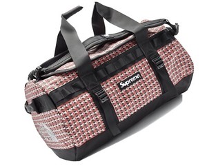 Supreme x The North Face Duffle Bags 