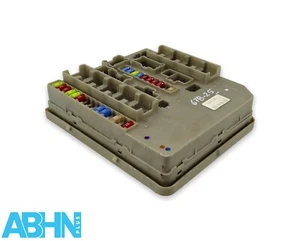 902663A Renault Clio MK3 Modus (2005-2014) Engine Relay And Fuse Box Module Unit - Picture 1 of 8