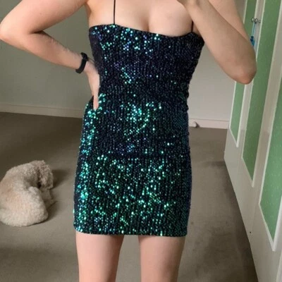 Motel мерцающий переливающийся блестками мини-платье в черный/зеленый | средний | новый с этикетками - Изображение 1 из 4