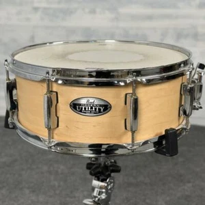 Used Pearl Modern Utility Maple Snare Drum 14x5.5 Natural - Very Good - Picture 1 of 4