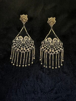 RODARTE: Pendientes inspirados en Edie Sedgwick/Factory Girl. Foto 1 de 4