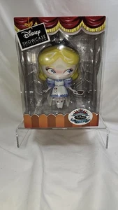 Disney Showcase Vinyl Figure Alice In Wonderland The World Of Miss Mindy 2019 - Picture 1 of 1