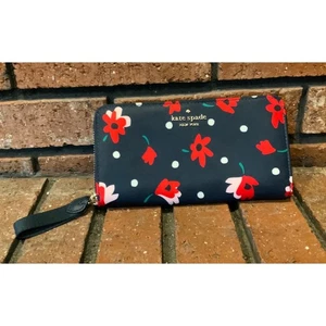 Kate Spade New York Chelsea Whimsy Floral Large Continental Wallet - Picture 1 of 3