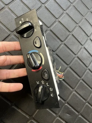 Toyota Tacoma 4Runner 2001-2002 aire acondicionado temperatura calor control de clima OEM 55912-35030 💯 Foto 1 de 4