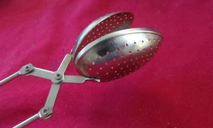 TEA  INFUSER  ONE TEASPOON LOOSE TEA  MAKES ONE CUT OF TEA - Picture 1 of 3