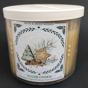 Sugar Cookie 3-Wick Candle 25-45 Burn Hours 14.5 oz Bath & Body Works Christmas - Picture 1 of 7