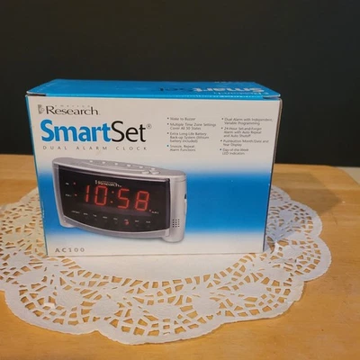 Reloj despertador doble SmartSet de Emerson Research reloj de ajuste automático AC100 NUEVO EN CAJA Foto 1 de 4
