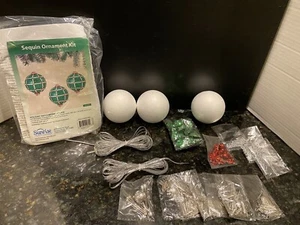 VTG Sunrise Holiday - 3 Sequin Ornament Kit - Christmas Holiday Patchwork-Green - Picture 1 of 10