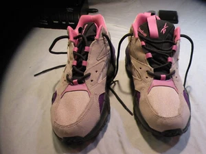Reebok Women’s Athletic Shoe Suede Hexlite Soles US Size 9.5 - Picture 1 of 6
