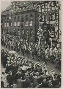 WWII PHOTOGRAPHS, Germany parade in Nuremberg 1935 (12x17 cm) - Picture 1 of 1