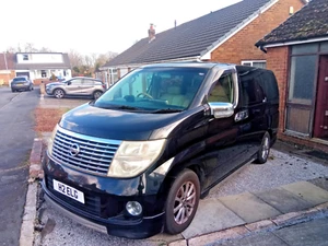 NISSAN ELGRAND E51 3.5 XL AUTOMATIC TOP SPEC MODEL TWIN SUNROOFS * - Picture 1 of 16