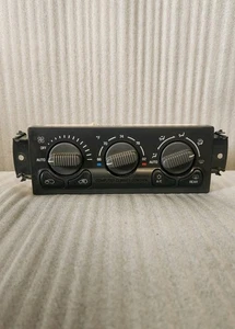 99-02 Chevy GMC Silverado Sierra Yukon Climate Control A/C W/Rear Defroster OEM - Picture 1 of 10
