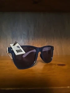 Legacy West Virginia Mountaineers Sonnenbrille marineblau & kariert Herren Damen lizenziert - Bild 1 von 6