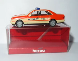 Micro Herpa Ho 1/87 Mercedes Binz Ktw E 200 T Ambulance Medicall #043892 in Box - Picture 1 of 7