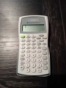 Texas Instruments TI-30XIIB weiß wissenschaftlicher Taschenrechner - Bild 1 von 4