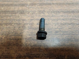 Tornillo de hoja de cortadora de césped Poulan modelo 961140016-00 851084 532851084 - Imagen 1 de 2