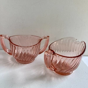 Rosa Depression Glas Sahne und Zucker - Bild 1 von 11