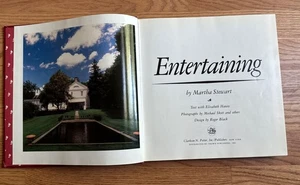 Entertaining by Martha Stewart 1982 First Edition, Hardcover, No Dust Cover - Picture 1 of 11