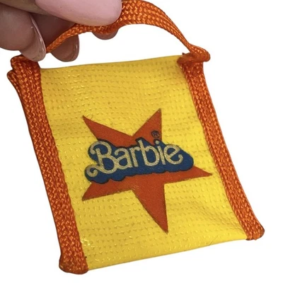 1978 Acapulco Barbie Doll Bag Superstar Era 2681 Beach Fun European Issue Yellow - Image 1 of 4