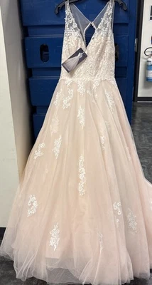 NUEVO con etiquetas vestido de novia Alfred Angelo Disney cuento de hadas bodas Cenicienta Foto 1 de 4