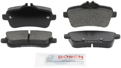 Pastillas de freno traseras de cerámica azul Bosch para Mercedes GLA45 AMG 2015-2019 2016 2017 Foto 1 de 4