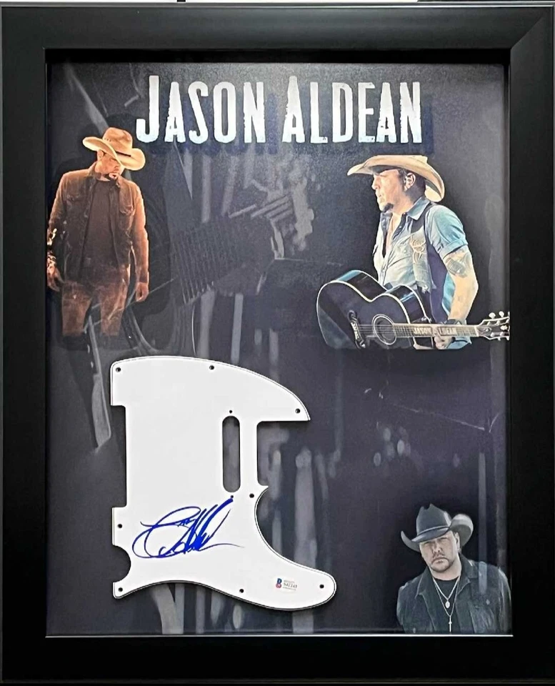 Jason Aldean Autograph Beckett Authentication---Try That In A Small Town Foto 1 de 1