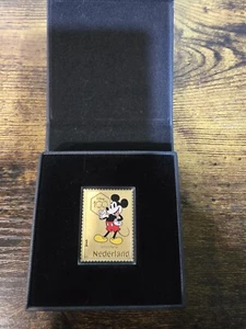 Netherlands 2023 Disney, Cartoons MNH** Golden stamp, Unusual stamps. - Picture 1 of 6