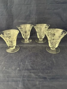 4 Tiffin-Franciscan CERICE Oyster / Fruit Cocktail Glasses - Etched Floral Optic - Imagen 1 de 3