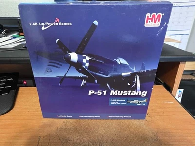 Mustang Hobby Master P-51D descontinuado, "Cripes A'Mighty", Maj. George Preddy Foto 1 de 4