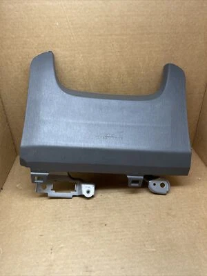 Bolsa de aire inferior para la rodilla del conductor izquierdo Toyota Prius 2010-2015 gris oscuro FB10 Foto 1 de 4