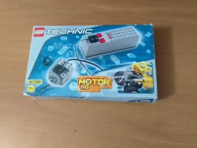 LEGO Technic 8735 - Vintage 9v motor set brand new (tatty box) see photos - Image 1 of 4