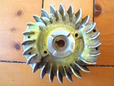 Pioneer 1073 Magneto / Volante Foto 1 de 2