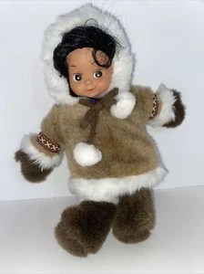 Artic Circle Enterprises - Eskimo Girl Puppe - WUNDERSCHÖN  - Bild 1 von 8