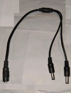1ft DC Power Y Cable, Female DC Socket to Dual Male DC Plug 1 foot WC-30W1-00300 - Picture 1 of 2