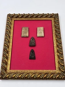 Vintage mid century Budist Thai Amulets in clay, four units framed - Imagen 1 de 6
