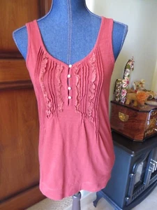 Women’s Eddie Bauer Rusty Red Sleeveless Knit Tank Top Ruffles SZ XS Gently Worn - Picture 1 of 10