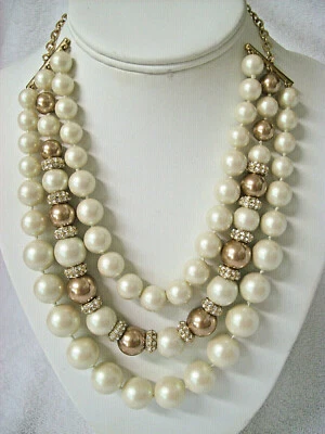 Collar Diseñador Kate Spade Imitación Perlas y Estrás 3 Hilos Tono Dorado Anudado Foto 1 de 4