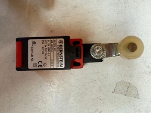 BERNSTEIN 608.6185.034 I88-SU1Z AH LIMIT SWITCH w/ ARM ROLLER NEW! - Picture 1 of 2