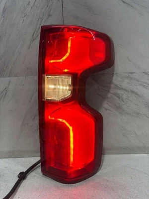 2019 2021 CHEVROLET SILVERADO 1500 2500 OUTER TAILLIGHT OEM RIGHT PASSENGER LED - Image 1 of 4