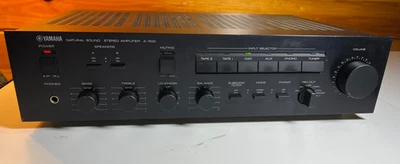 Amplificador estéreo de sonido natural Yamaha A-500 vintage años 80 Japón con FONO Foto 1 de 4