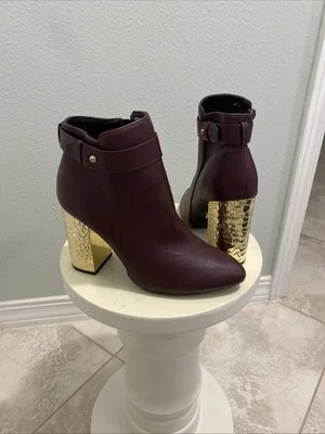 Botines Charlotte Russe para mujer de cuero sintético sangre de buey dorados 4” tacón bloque talla 9 Foto 1 de 4