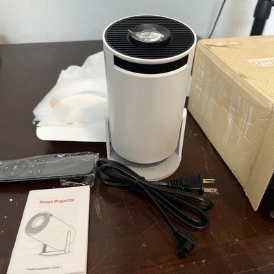 Portable Smart Projector 4K 200 ANSI Lumens WiFi 2.4/5G Auto Keystone - Image 1 of 4