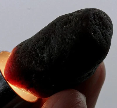 Muestra áspera faceta de corindón rubí sin calentar 94 quilates natural YRB5872 Foto 1 de 3